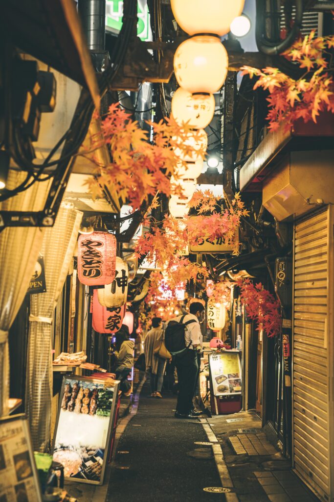 street-night-city-with-lights-people