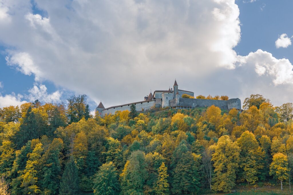 castle-6781822_1920