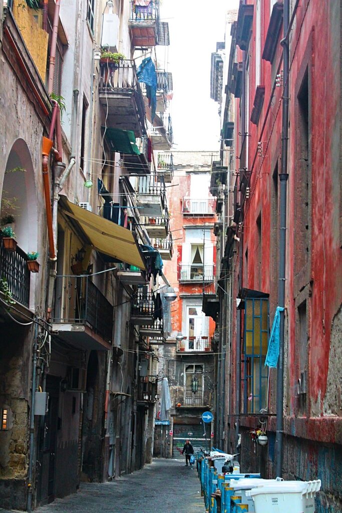 street-2252538_1920