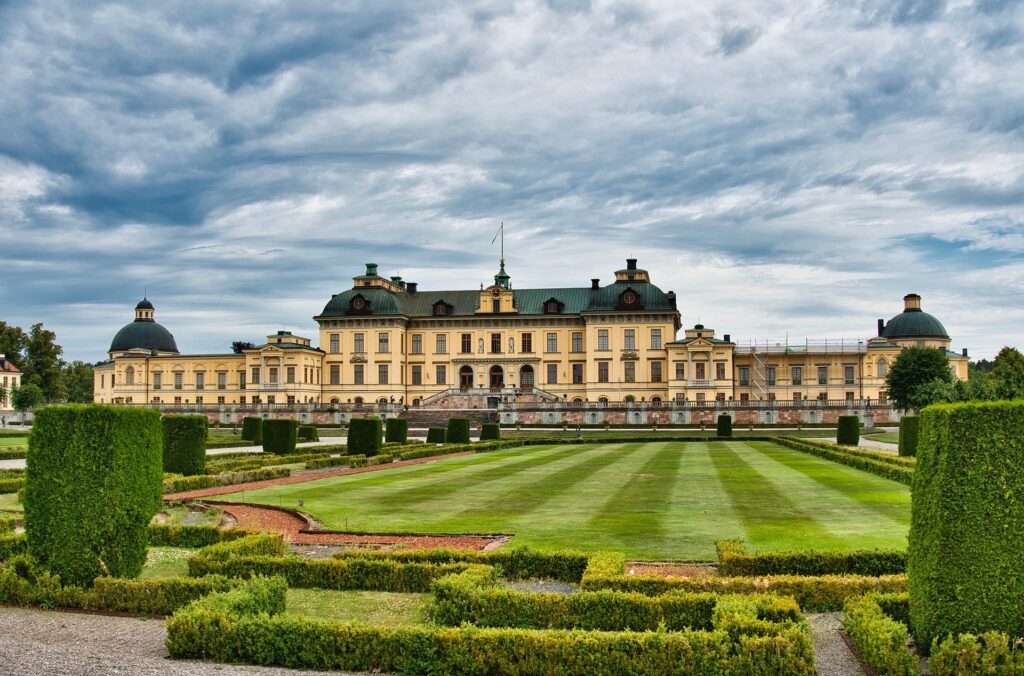 drottningholm-palace-6702791_1920